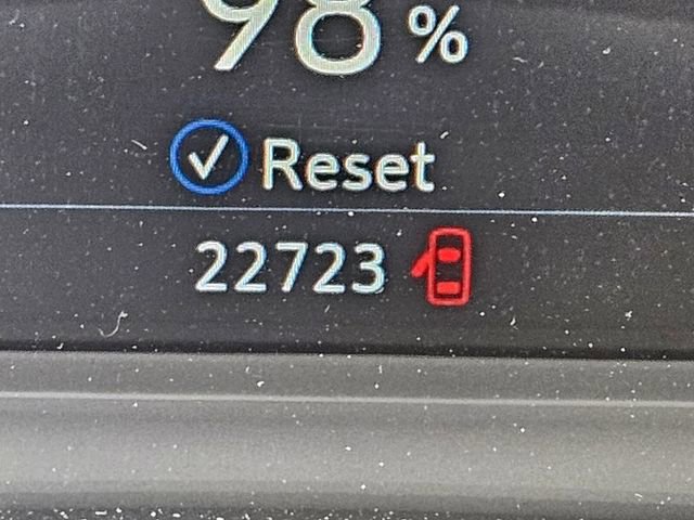 Certified 2025 Cadillac XT5 Premium Luxury image 29