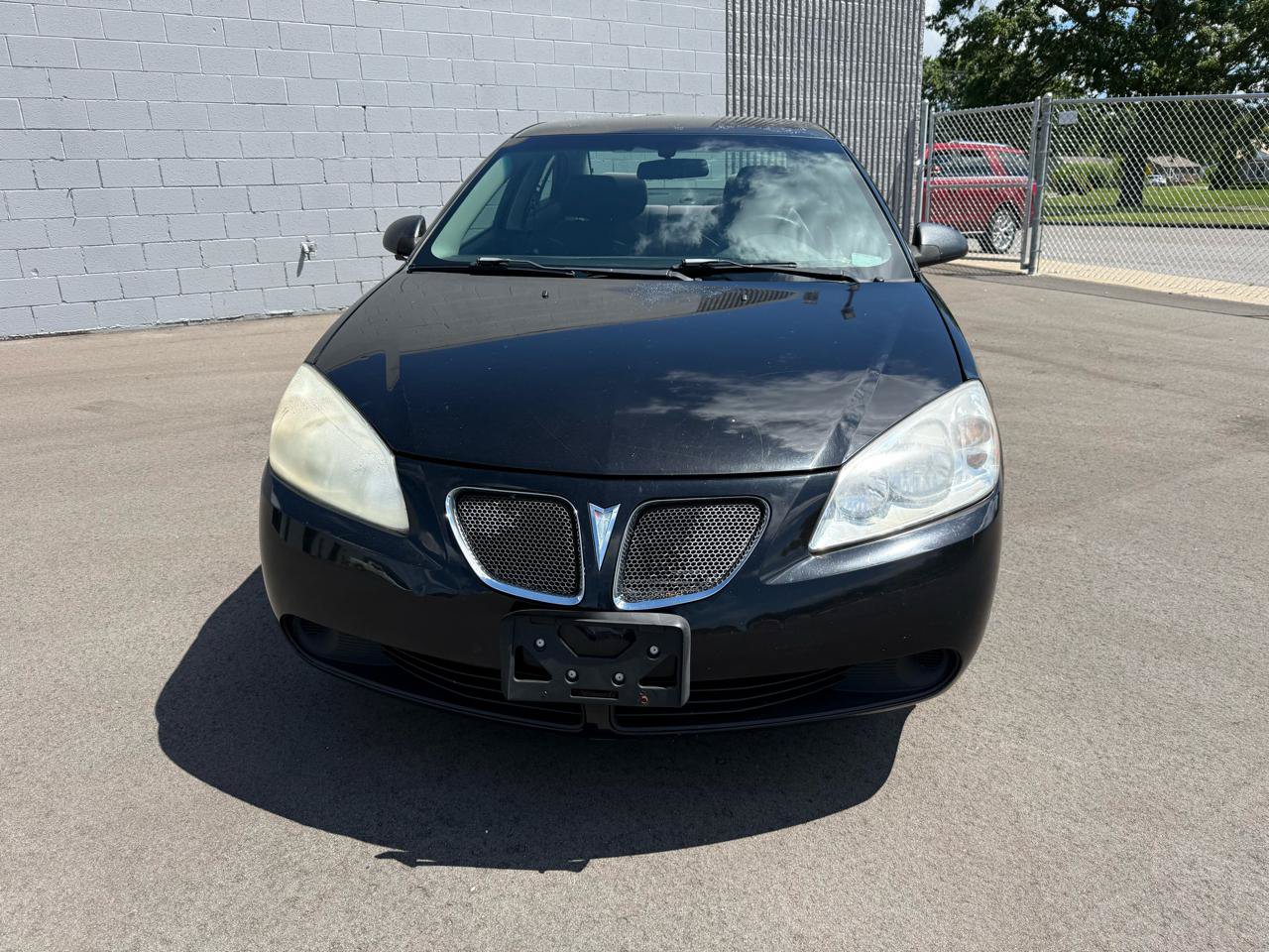Used 2006 Pontiac G6 Sedan FWD image 2