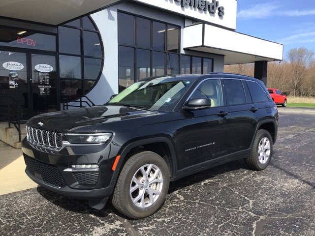 Used 2022 Jeep Grand Cherokee Limited image 2