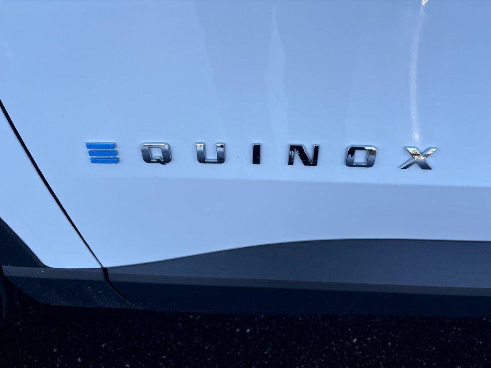 New 2026 Chevrolet Equinox EV LT FWD image 32