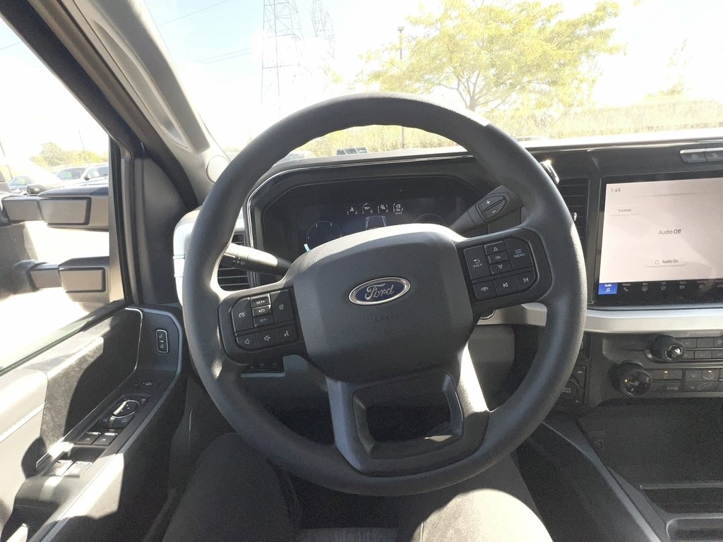 New 2026 Ford F250 XLT w/ XLT Premium Package AWD/4WD image 11