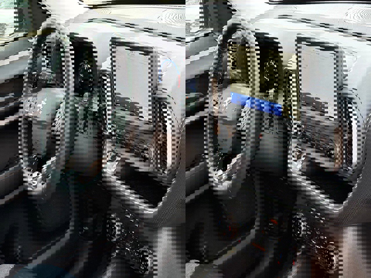 Used 2023 Ford Bronco Sport Outer Banks w/ Tech Package image 41