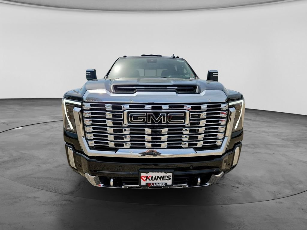 New 2026 GMC Sierra 3500 Denali w/ Technology Package AWD/4WD image 4