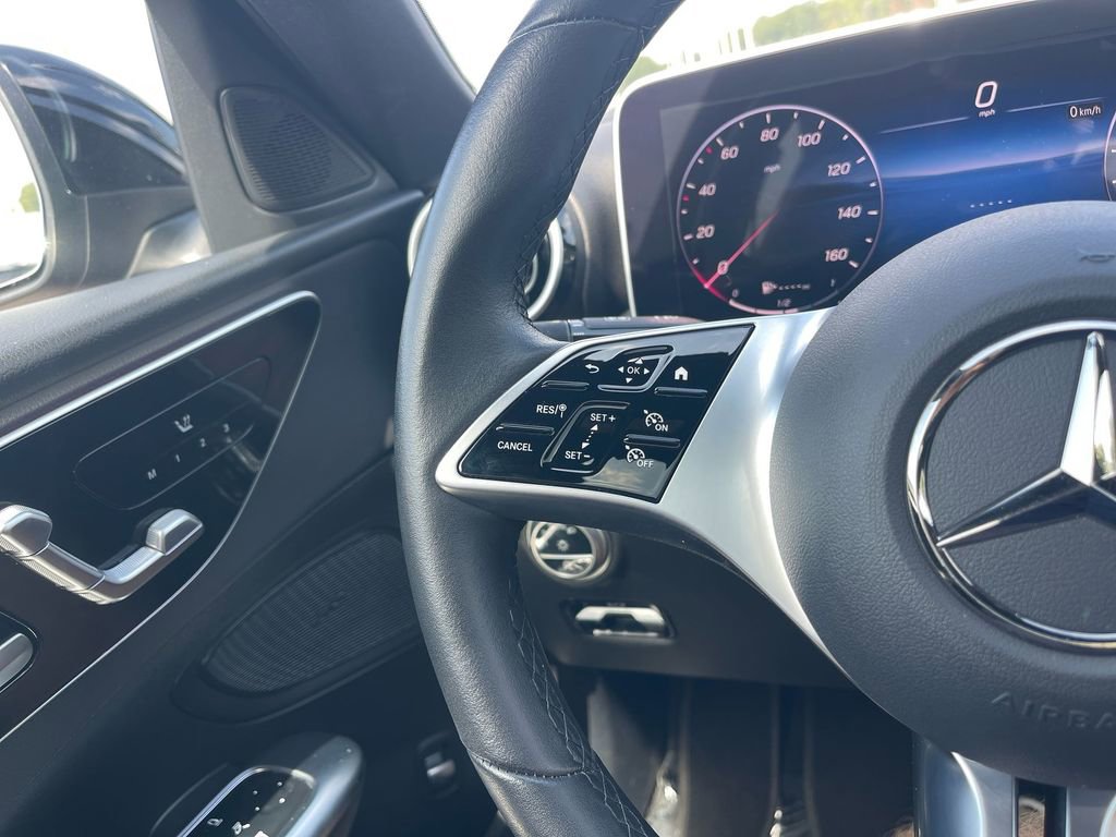 Used 2025 Mercedes-Benz C 300 Sedan image 15
