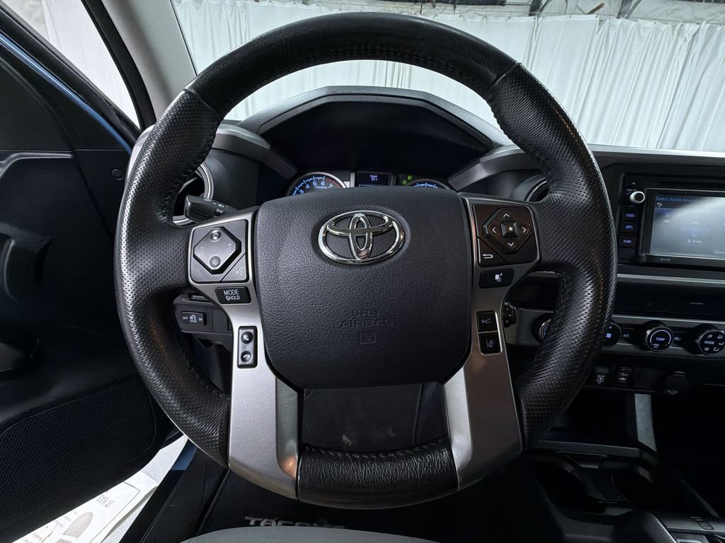 Used 2019 Toyota Tacoma SR5 AWD/4WD image 24