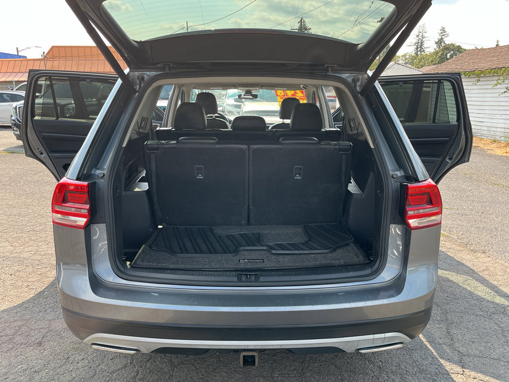 Used 2019 Volkswagen Atlas SE w/ Panoramic Sunroof Package image 12
