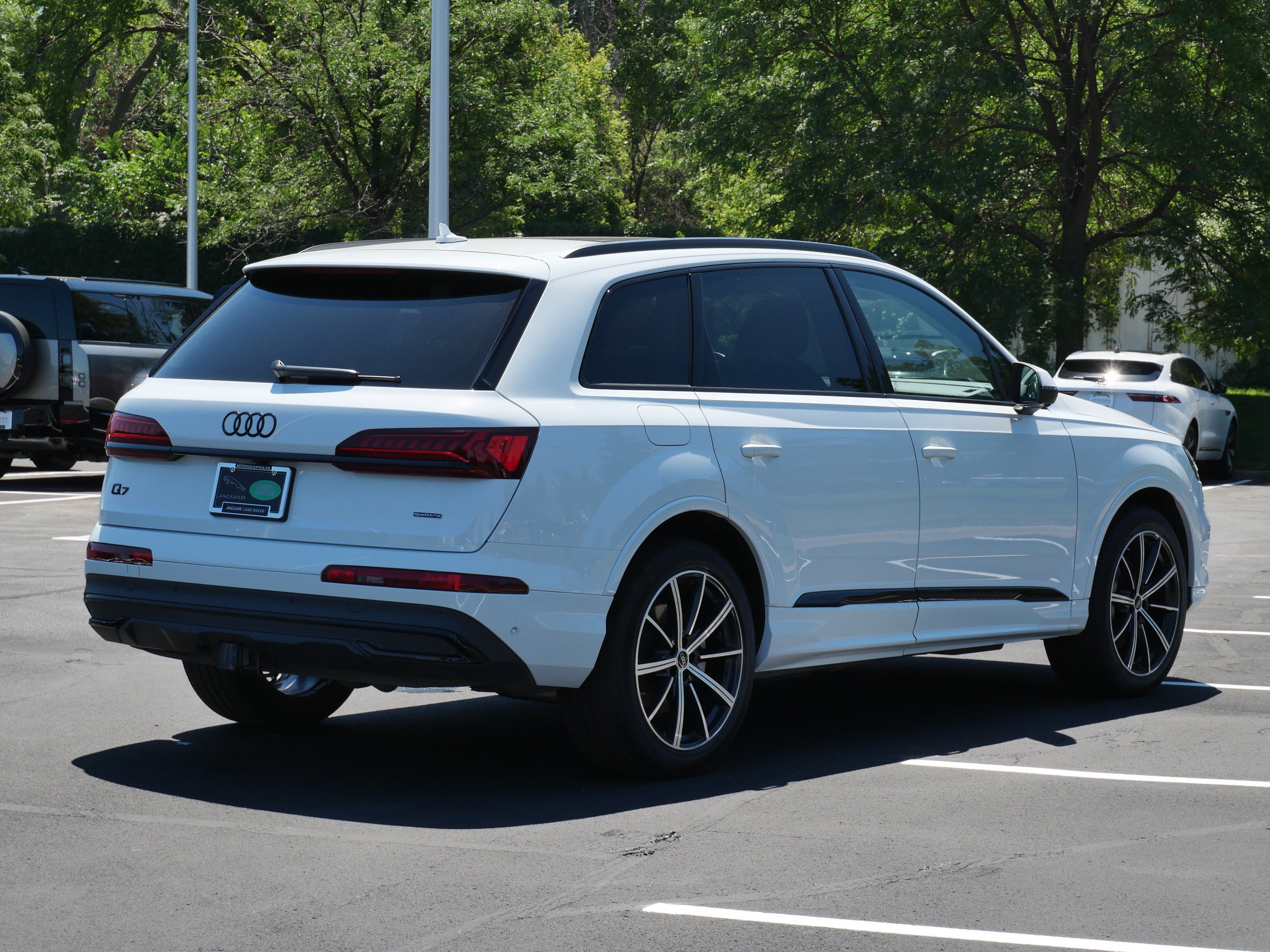 Used 2024 Audi Q7 3.0T Premium Plus AWD/4WD image 5