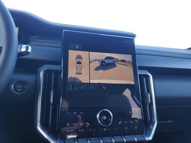 New 2025 GMC Acadia Elevation w/ Elevation Premium Package FWD image 15