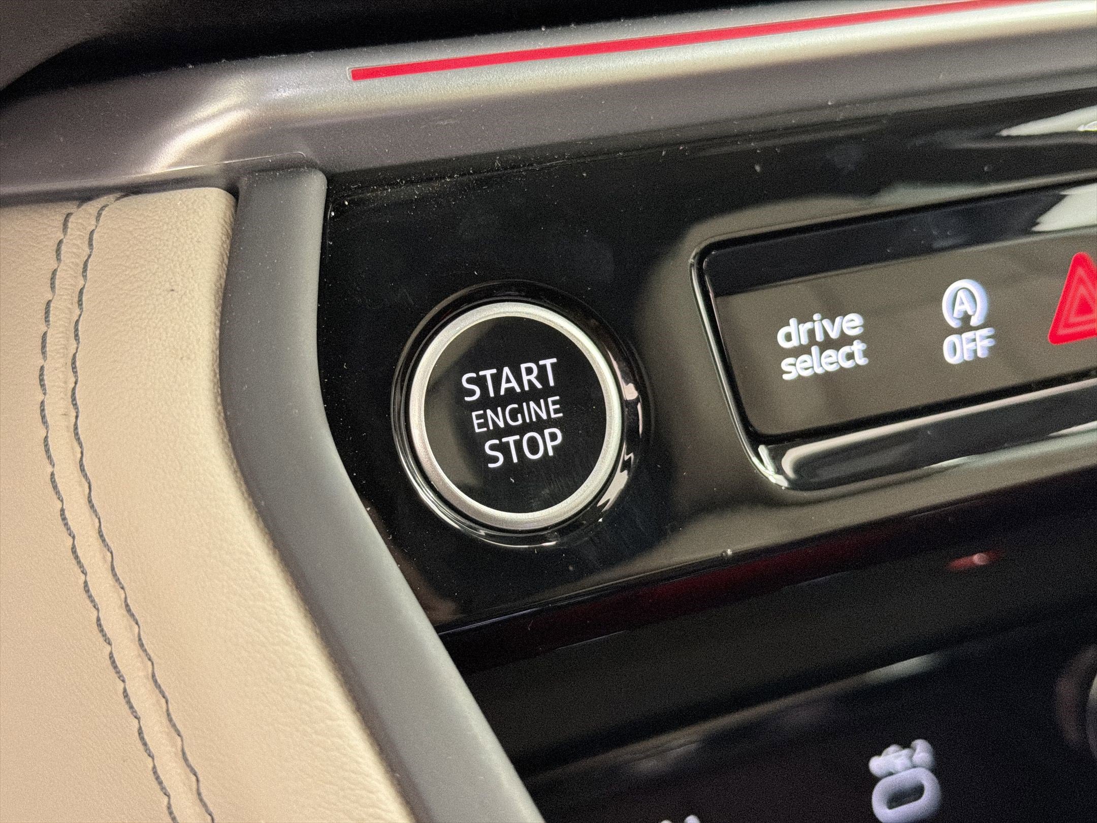 Certified 2025 Audi Q5 Premium w/ Convenience Package image 27