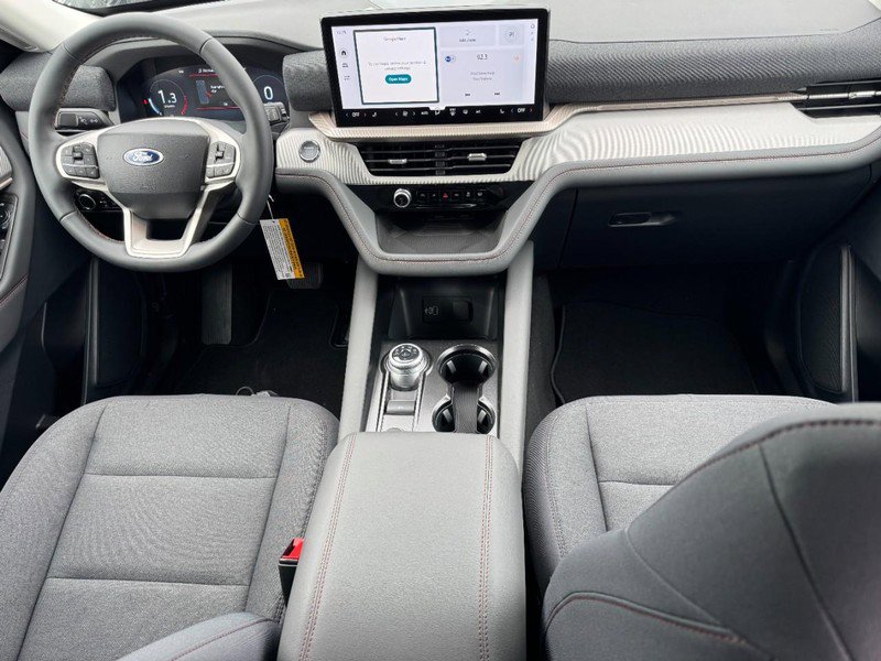 New 2026 Ford Explorer Active image 8