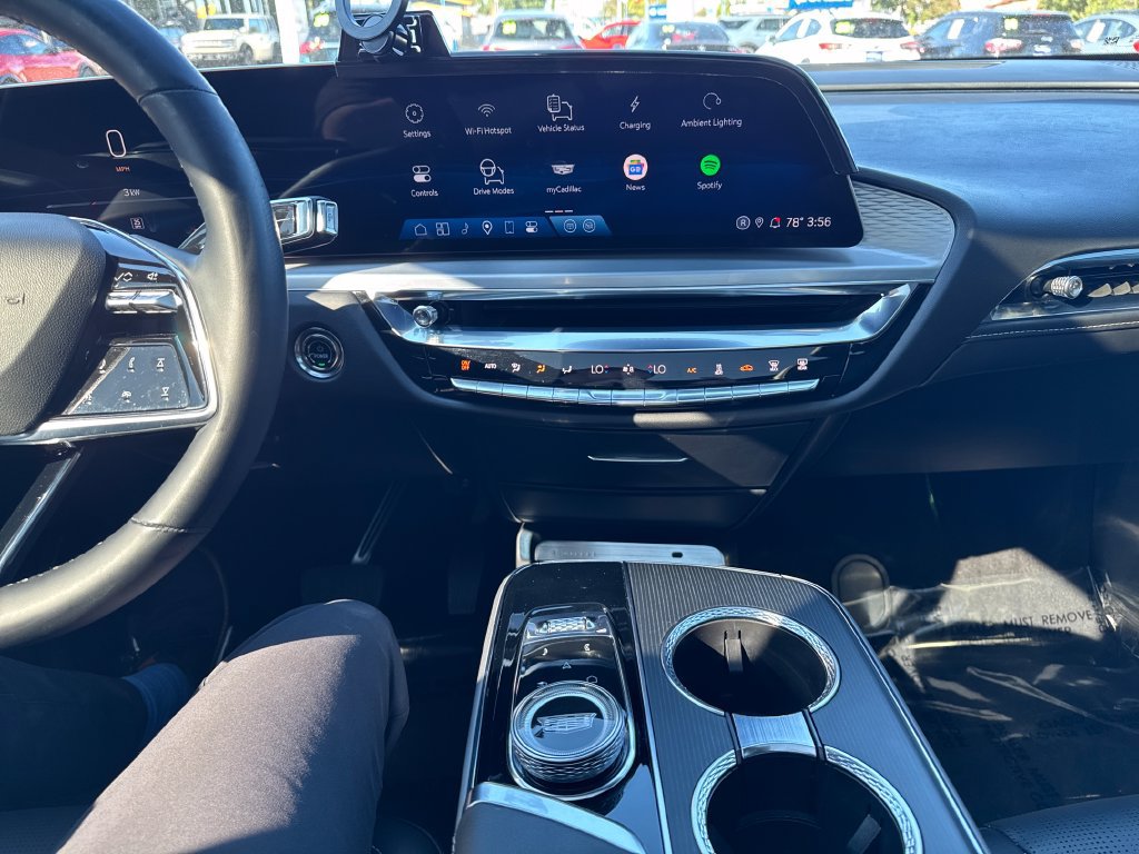 Used 2024 Cadillac Lyriq Luxury RWD image 19