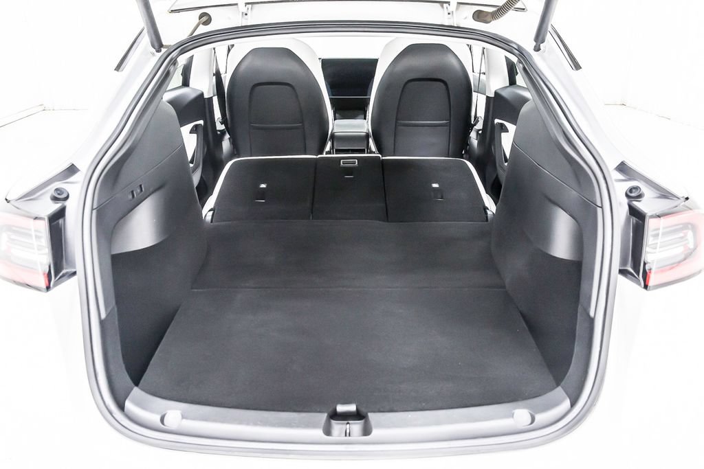 Used 2021 Tesla Model Y 2WD image 39