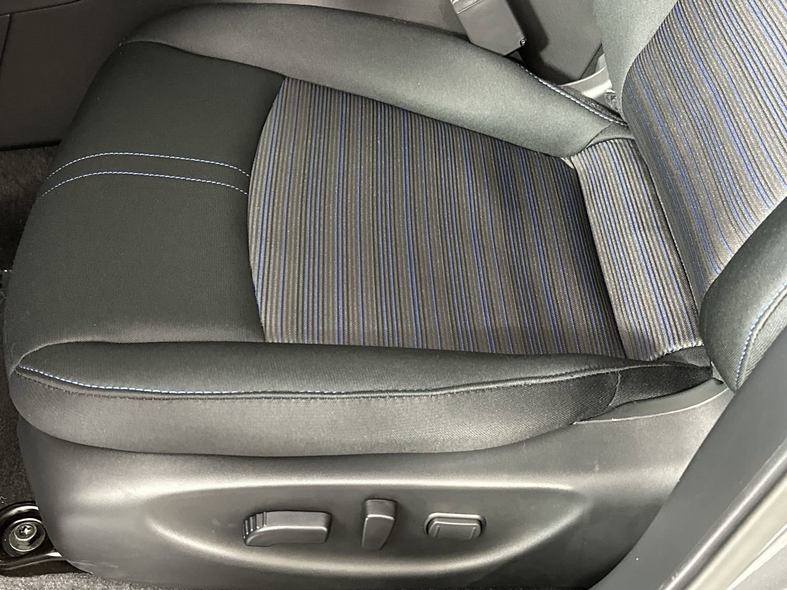 New 2025 Nissan Leaf SV Plus FWD image 12