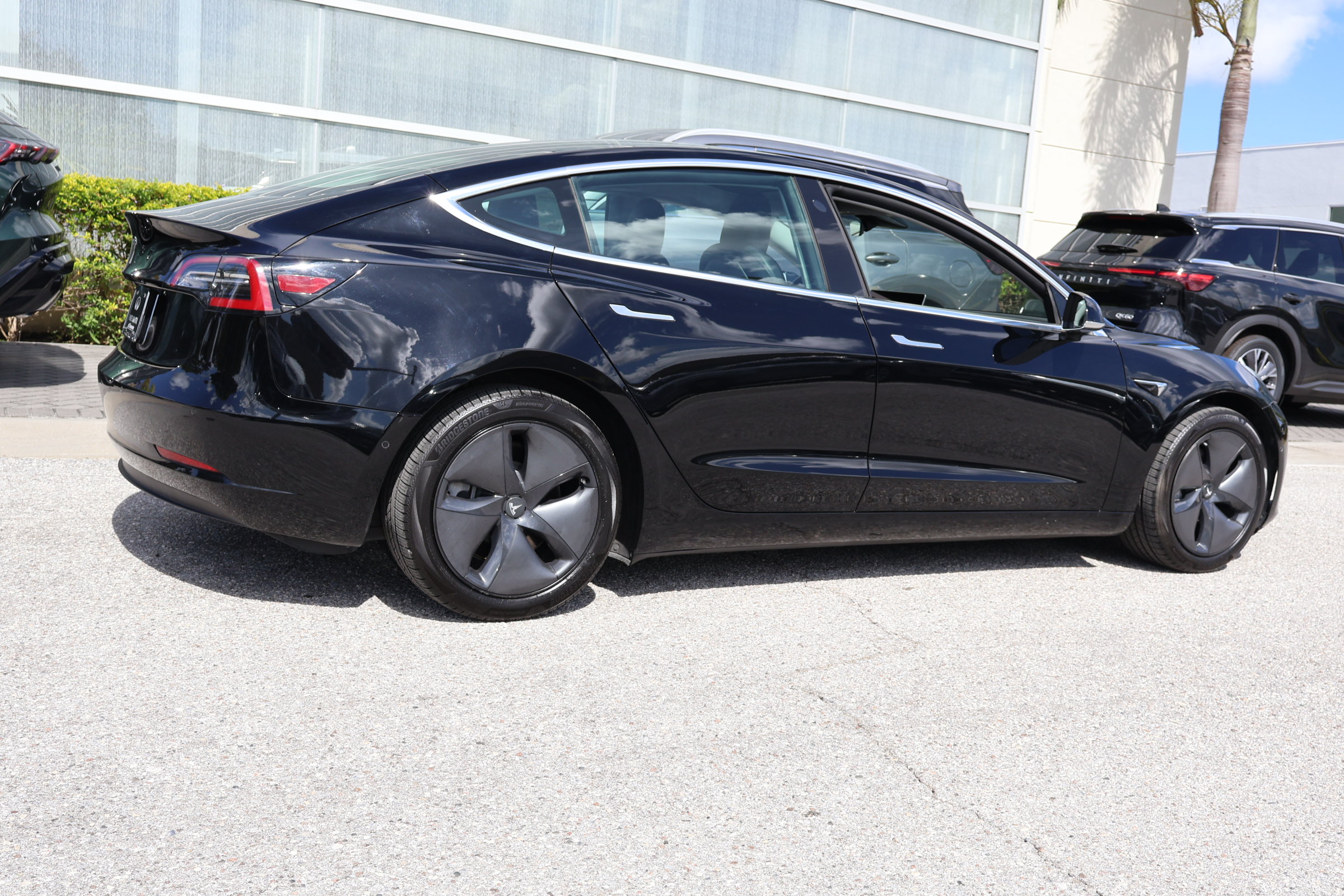 Used 2019 Tesla Model 3 Standard Range Plus RWD image 9