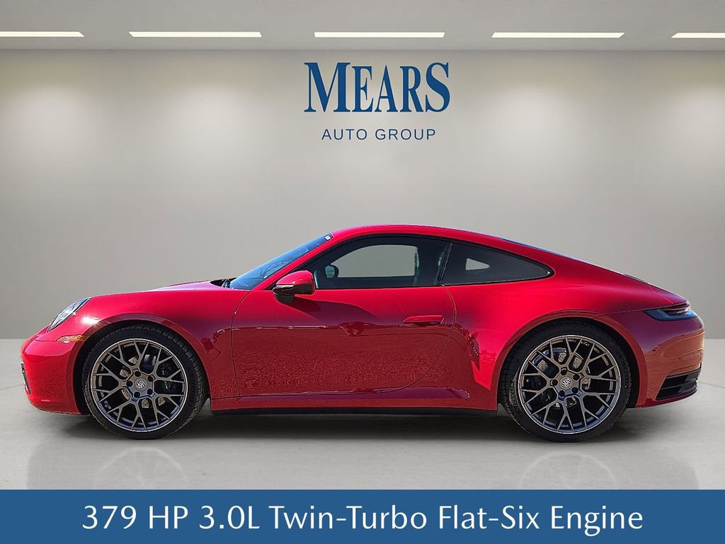 Used 2023 Porsche 911 Carrera 4 w/ Premium Package image 3
