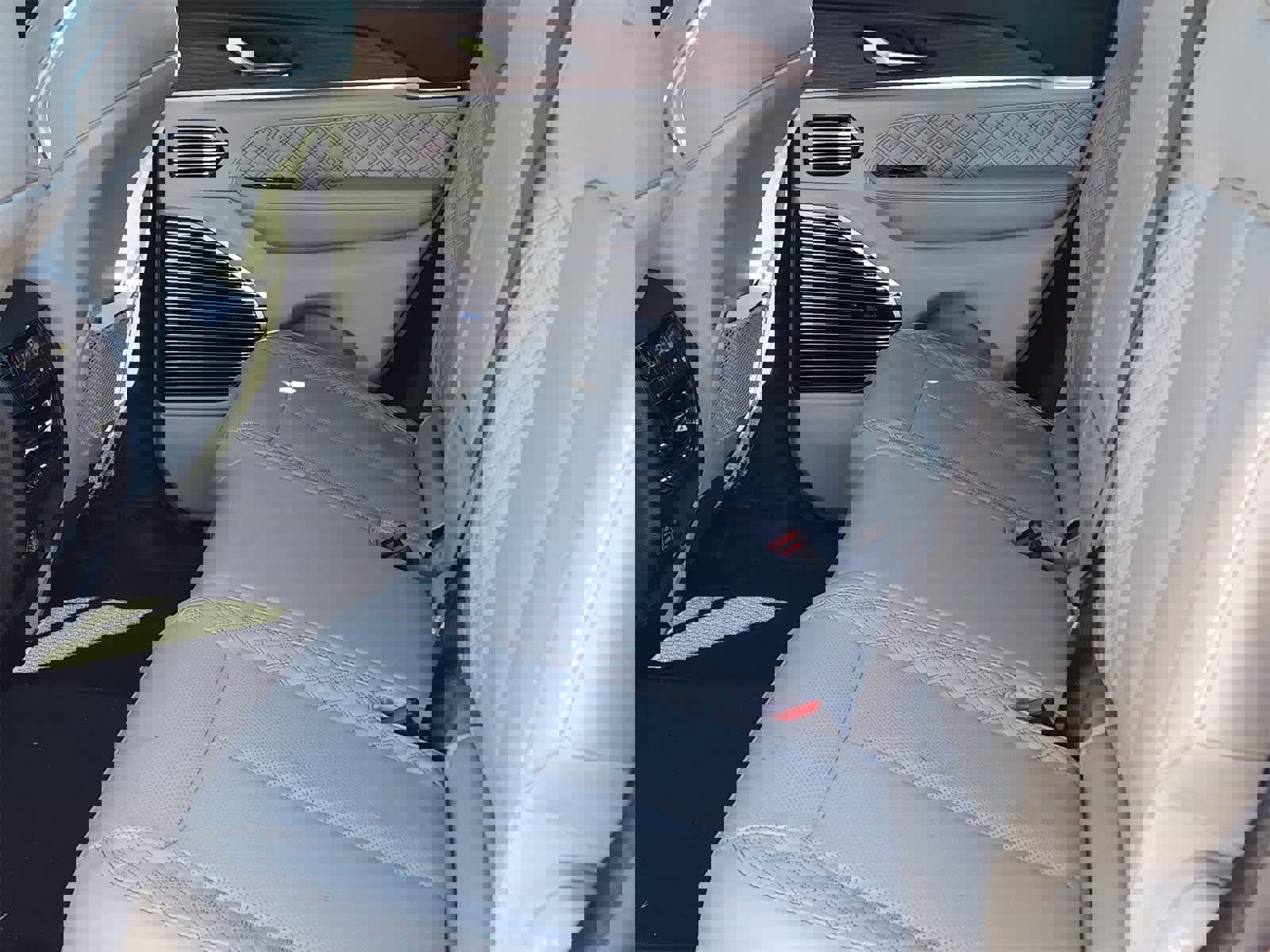 Used 2022 Jeep Grand Cherokee Summit w/ Adv Protech Group IV image 28