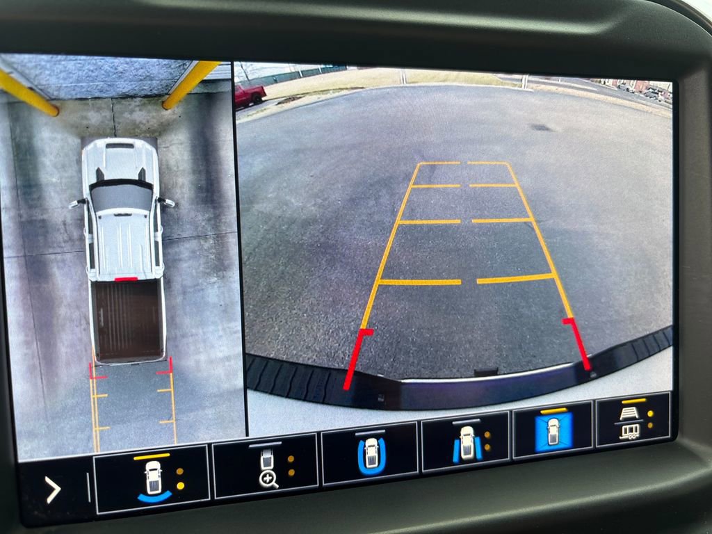 Used 2020 Chevrolet Silverado 2500 LTZ w/ LTZ Premium Package image 32