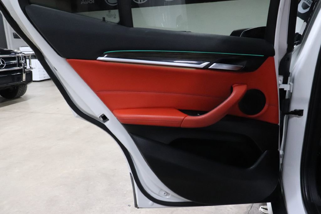 Used 2018 BMW X2 sDrive28i w/ M SportX Package image 19