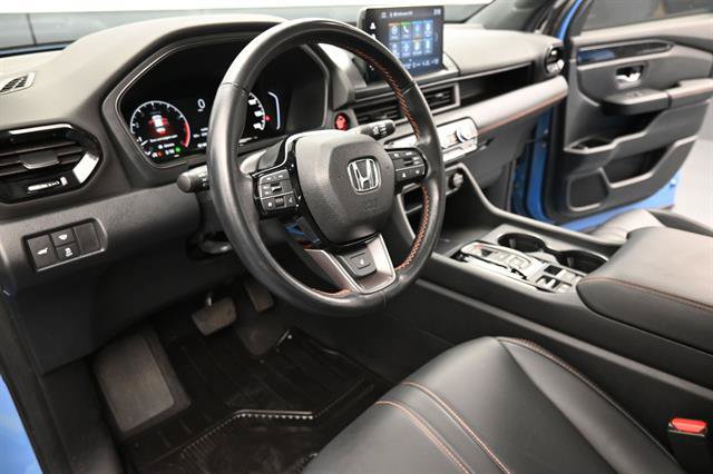 Used 2023 Honda Pilot TrailSport image 9