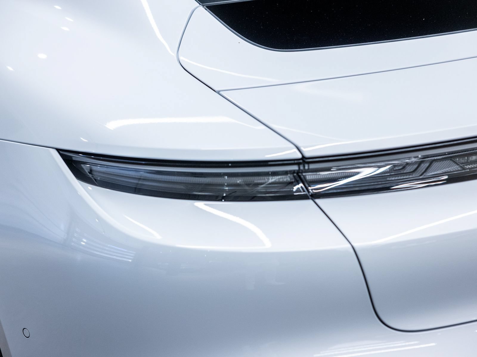 New 2026 Porsche Taycan AWD/4WD image 24