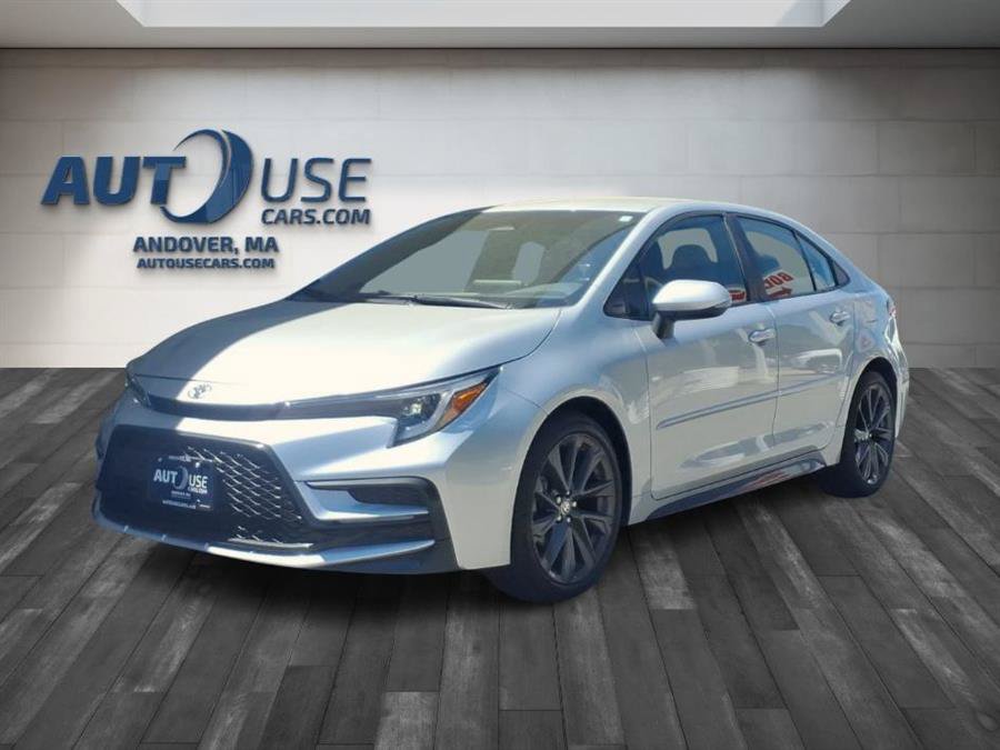 Used 2025 Toyota Corolla SE FWD image 1