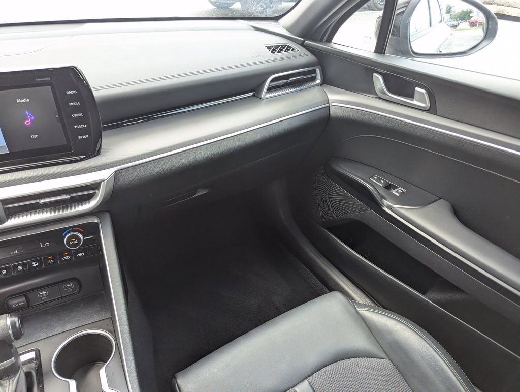 Used 2022 Kia K5 GT-Line AWD/4WD image 15