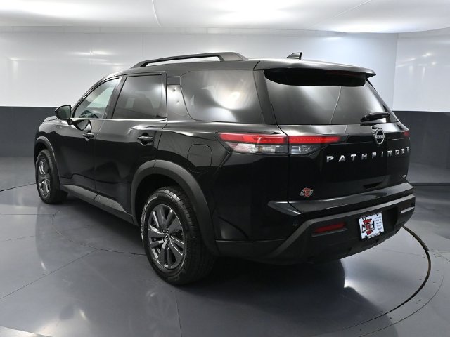 Used 2024 Nissan Pathfinder SV FWD image 6