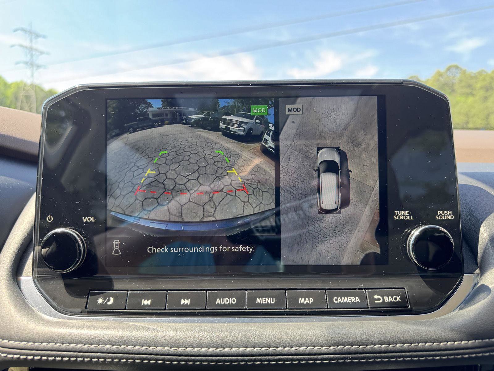 Used 2021 Nissan Rogue Platinum image 24