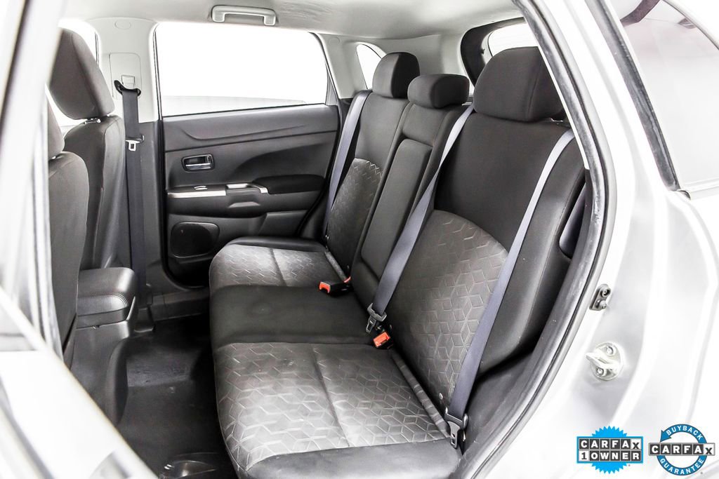 Used 2021 Mitsubishi Outlander Sport SE image 29