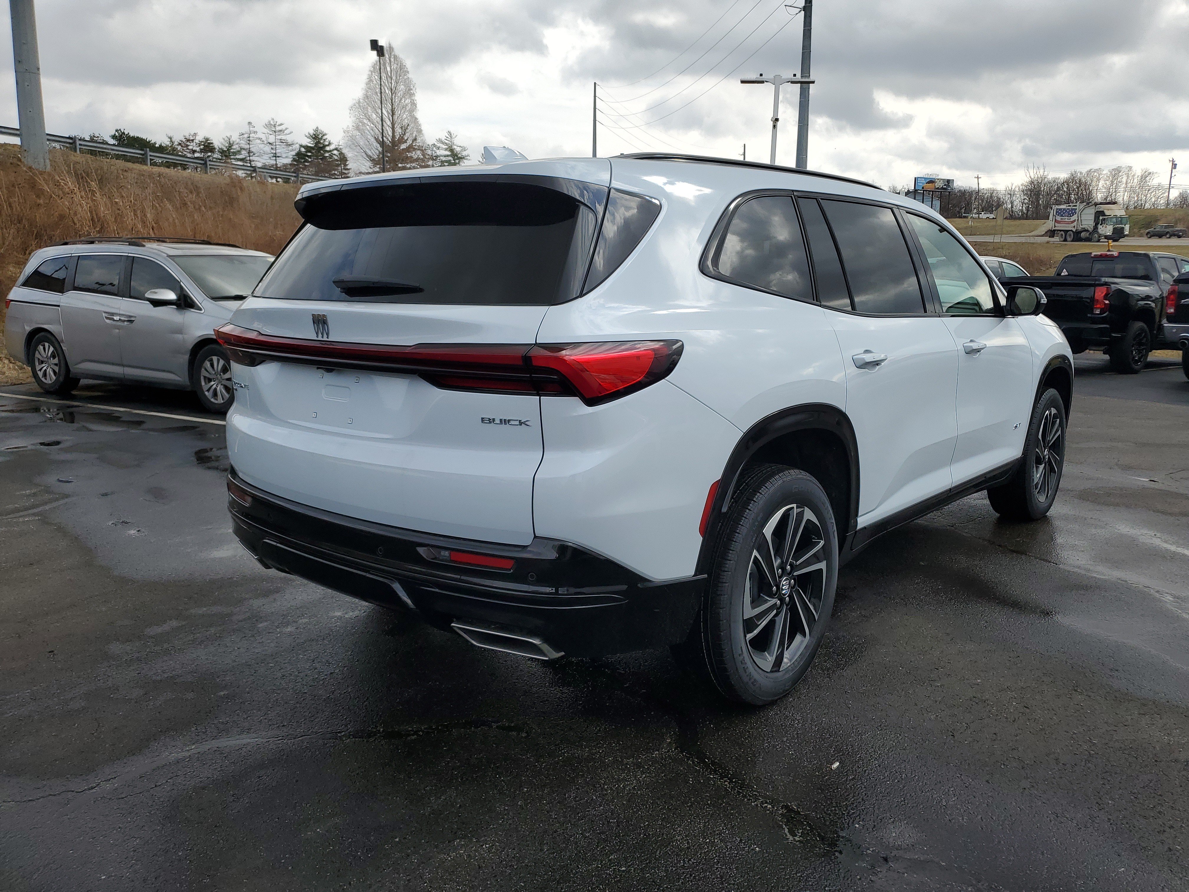 New 2026 Buick Enclave Sport Touring w/ Power Package AWD/4WD image 4