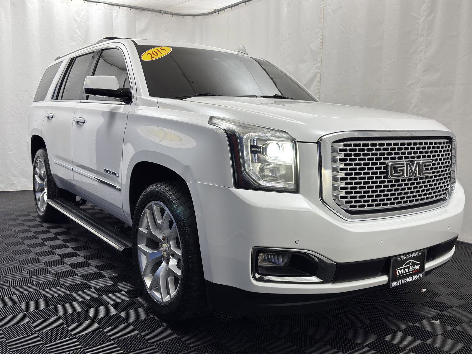 Used 2015 GMC Yukon Denali w/ Premium Package AWD/4WD image 15