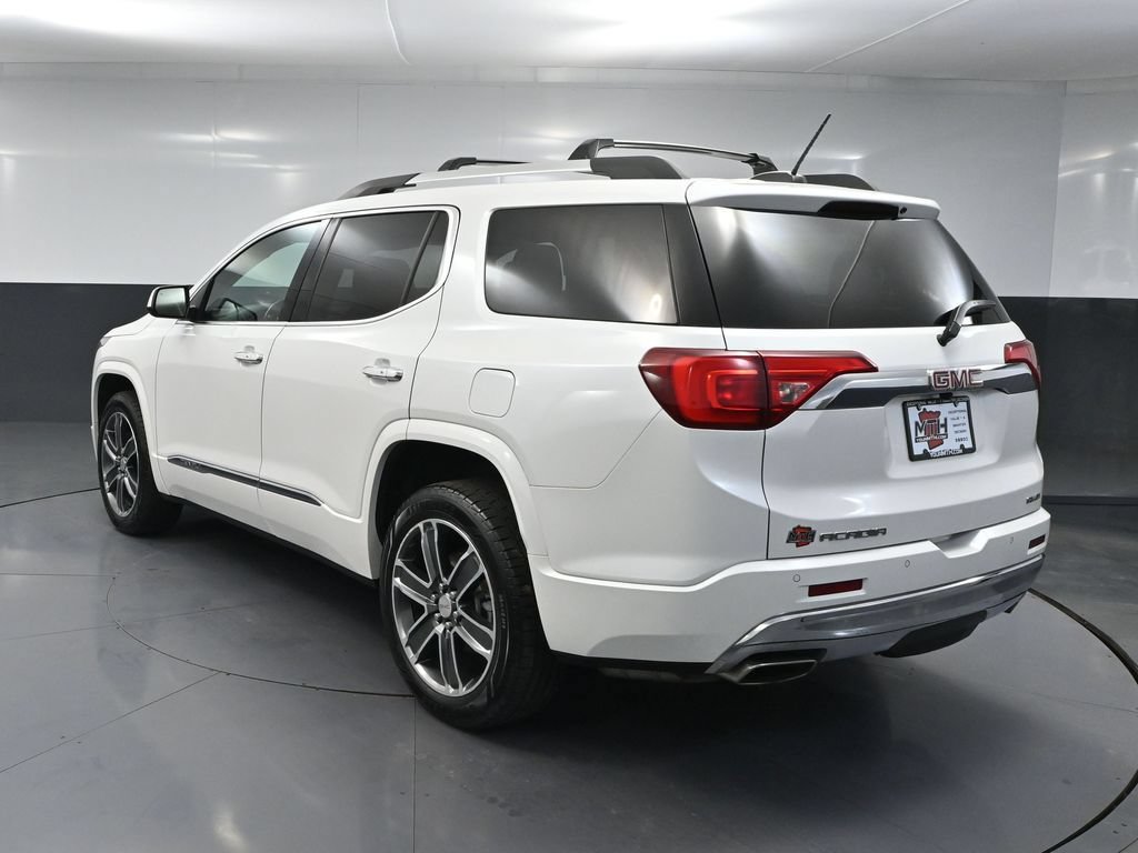 Used 2018 GMC Acadia Denali w/ Technology Package AWD/4WD image 5