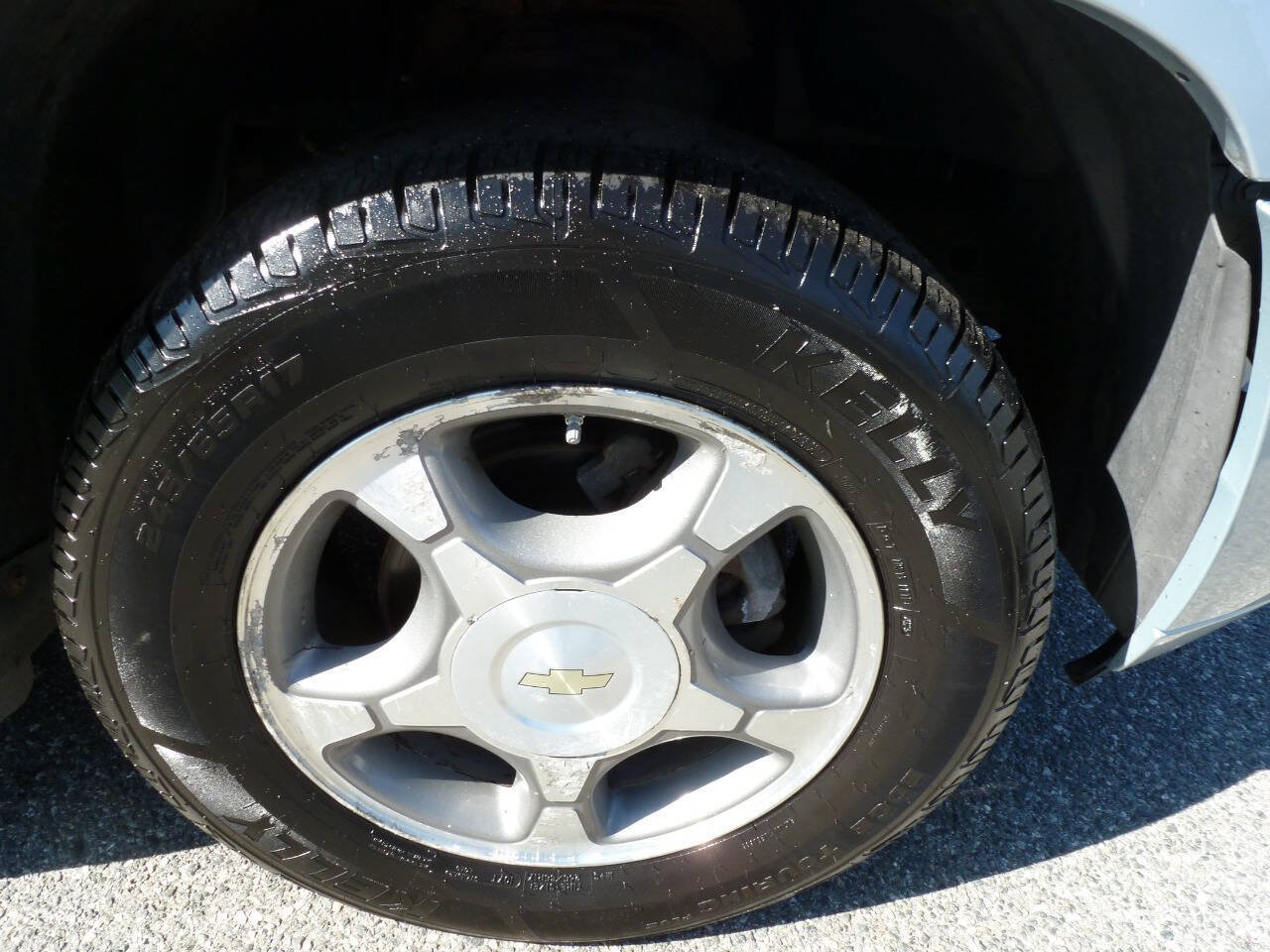 Used 2008 Chevrolet TrailBlazer LT w/ Sun And Sound Package AWD/4WD image 16