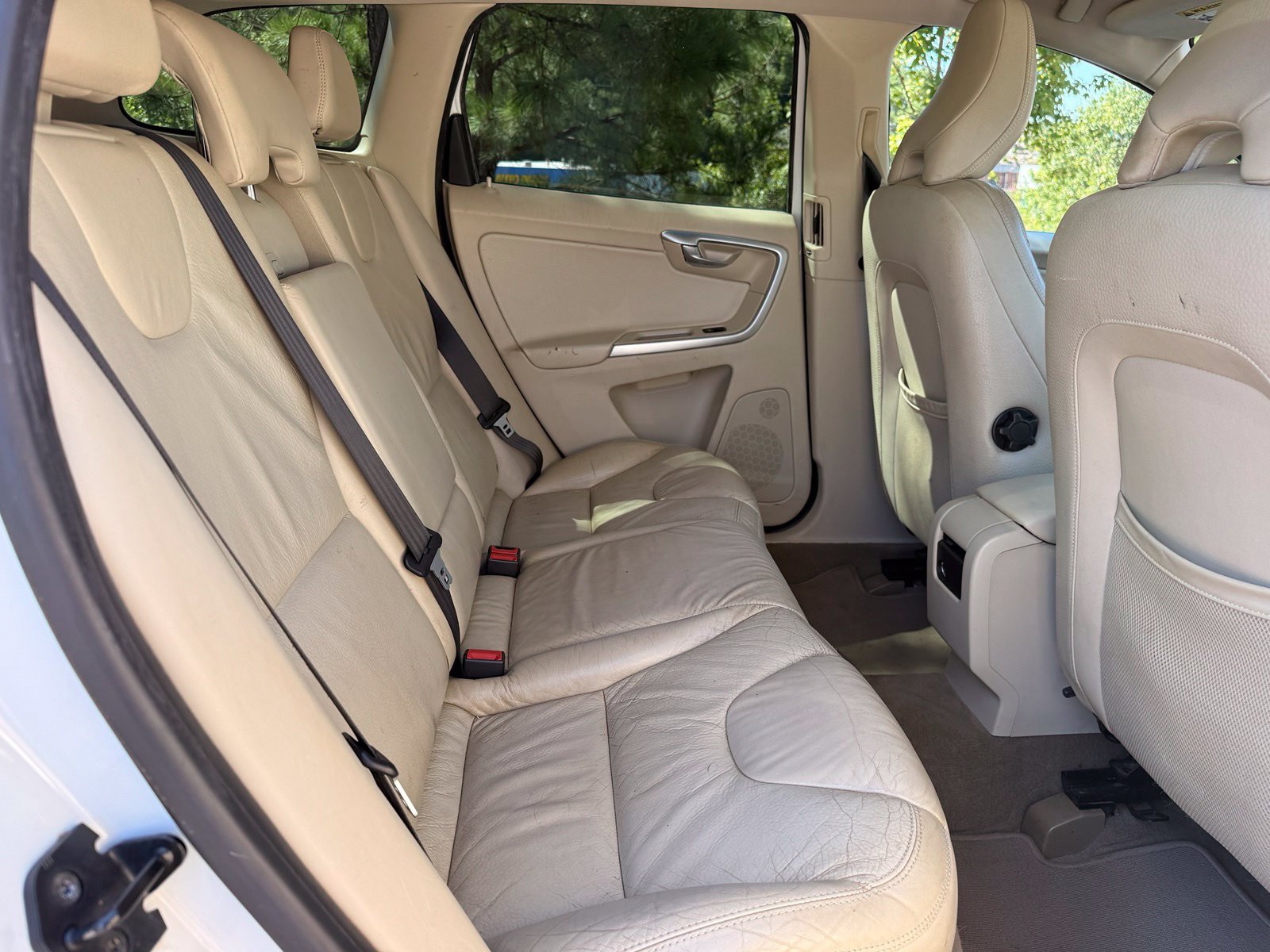 Used 2011 Volvo XC60 T6 AWD/4WD image 38