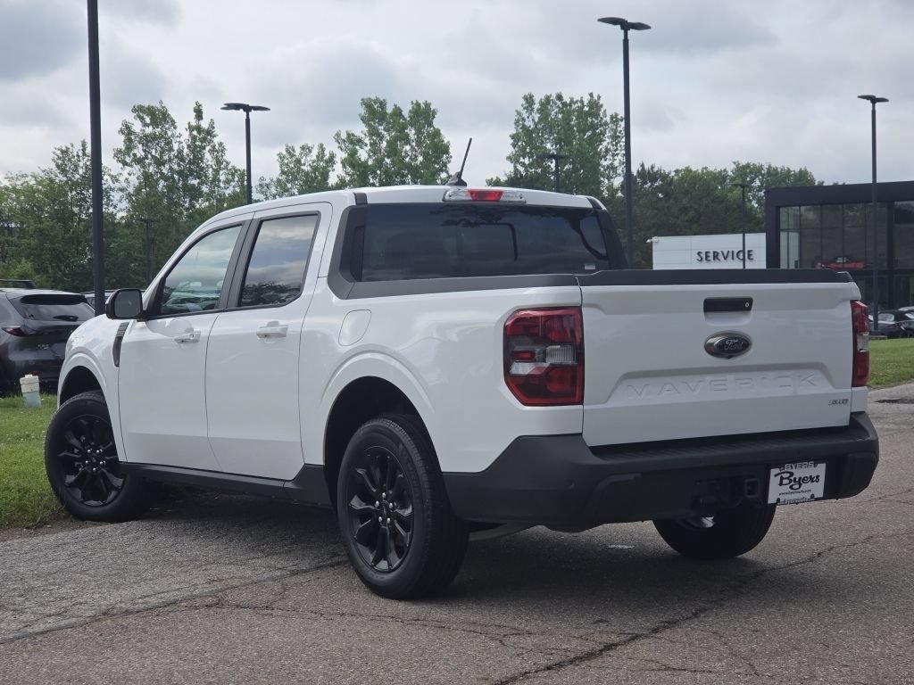 Used 2024 Ford Maverick Lariat w/ Black Appearance Package AWD/4WD image 2