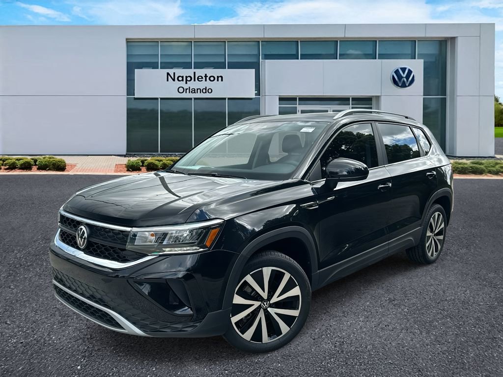 Used 2024 Volkswagen Taos SE image 30