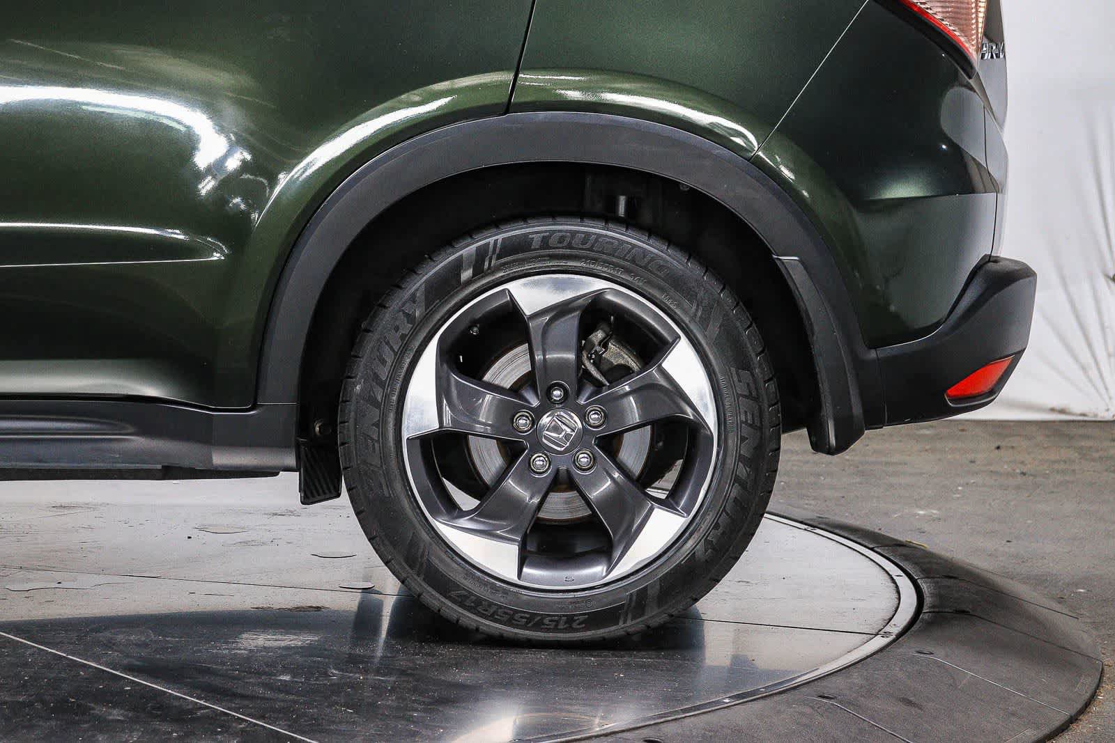 Used 2018 Honda HR-V EX image 10