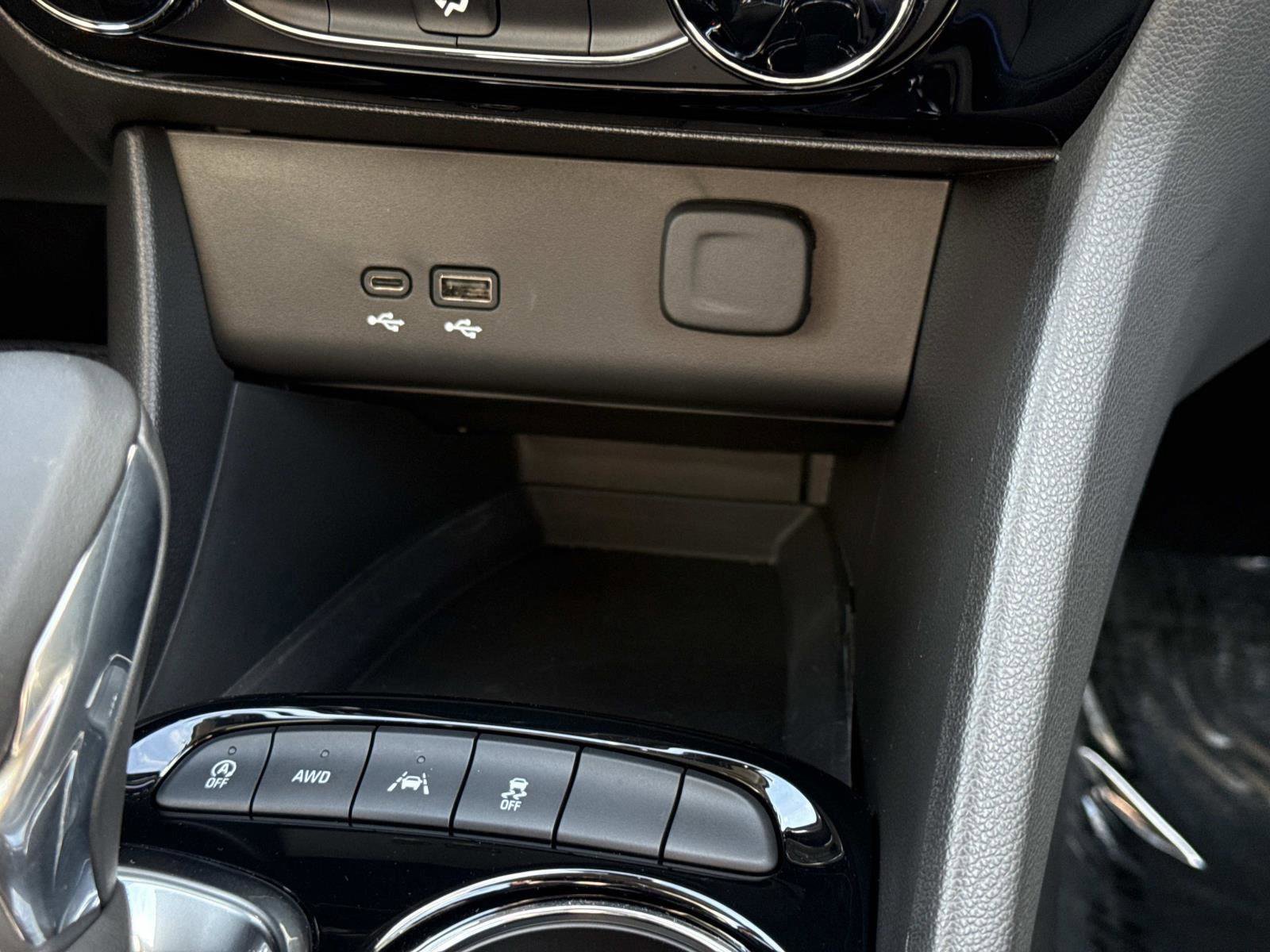 Used 2026 Buick Encore GX Sport Touring w/ Black Roof Package image 6