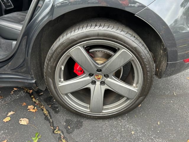 Used 2018 Porsche Macan GTS image 39