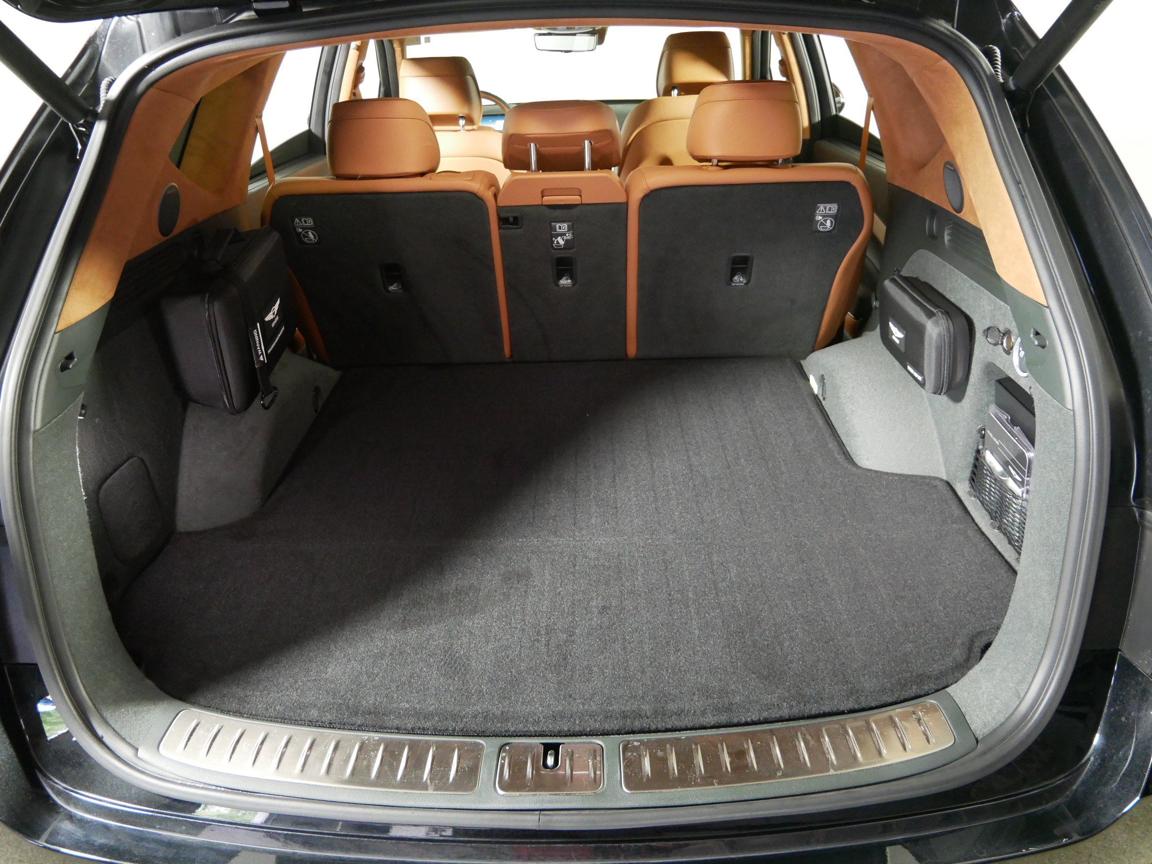 Used 2025 Genesis GV80 3.5T Prestige AWD/4WD image 18