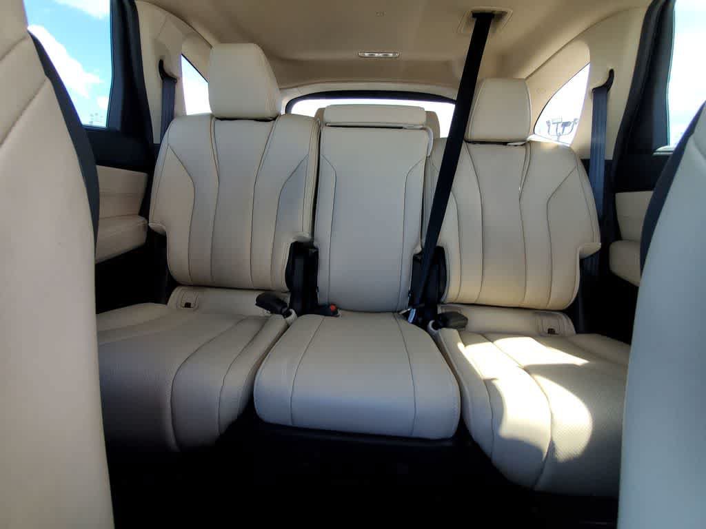 Certified 2024 Acura MDX FWD w/ Technology Package image 15