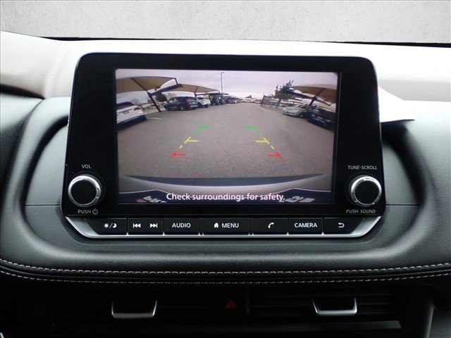 Used 2023 Nissan Rogue SV FWD image 17