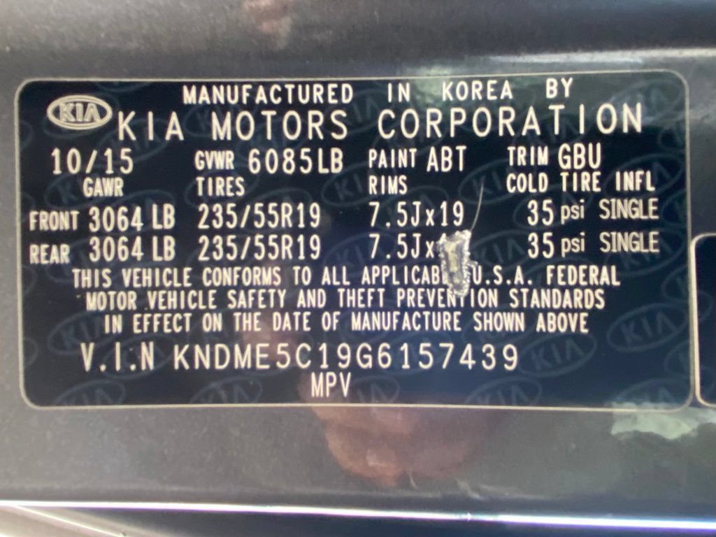 Used 2016 Kia Sedona SX Limited FWD image 35