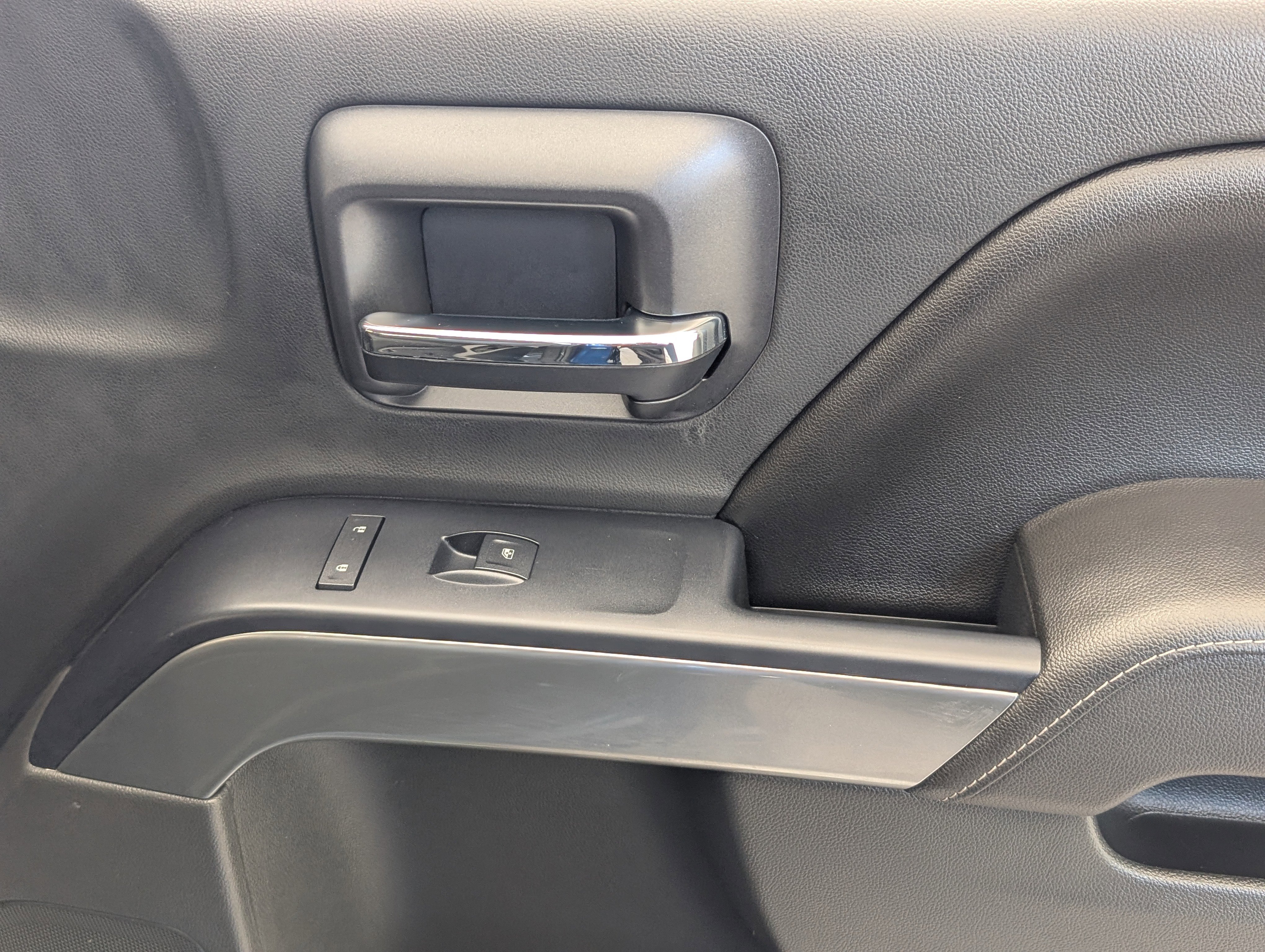 Used 2017 Chevrolet Silverado 1500 LT w/ All Star Edition RWD image 21