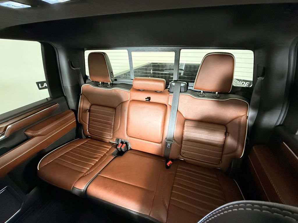 Used 2024 GMC Sierra 3500 Denali Ultimate AWD/4WD image 48