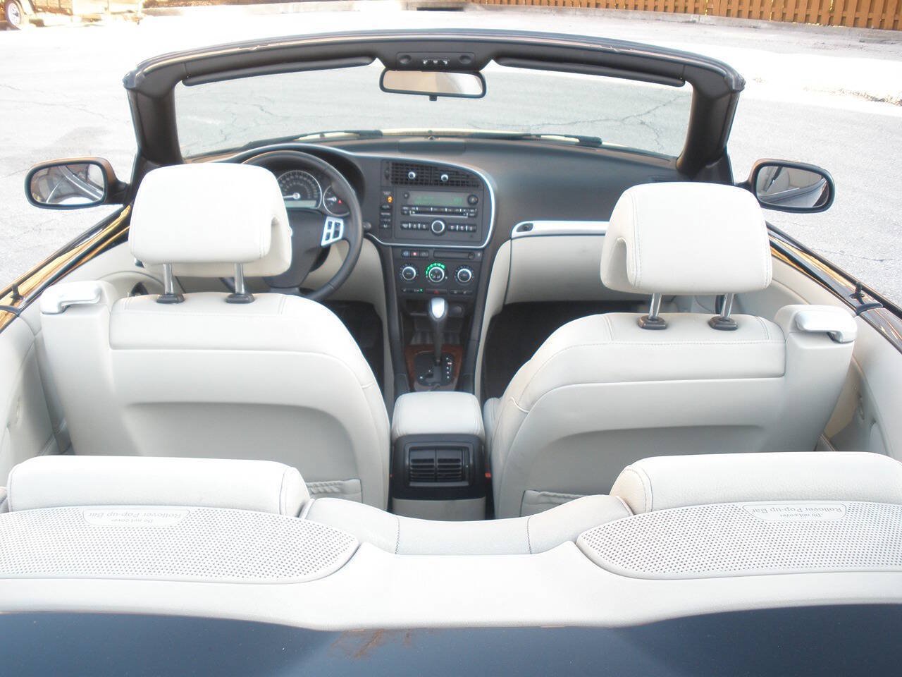 Used 2009 Saab 9-3 2.0T w/ Cold Weather Package FWD image 3