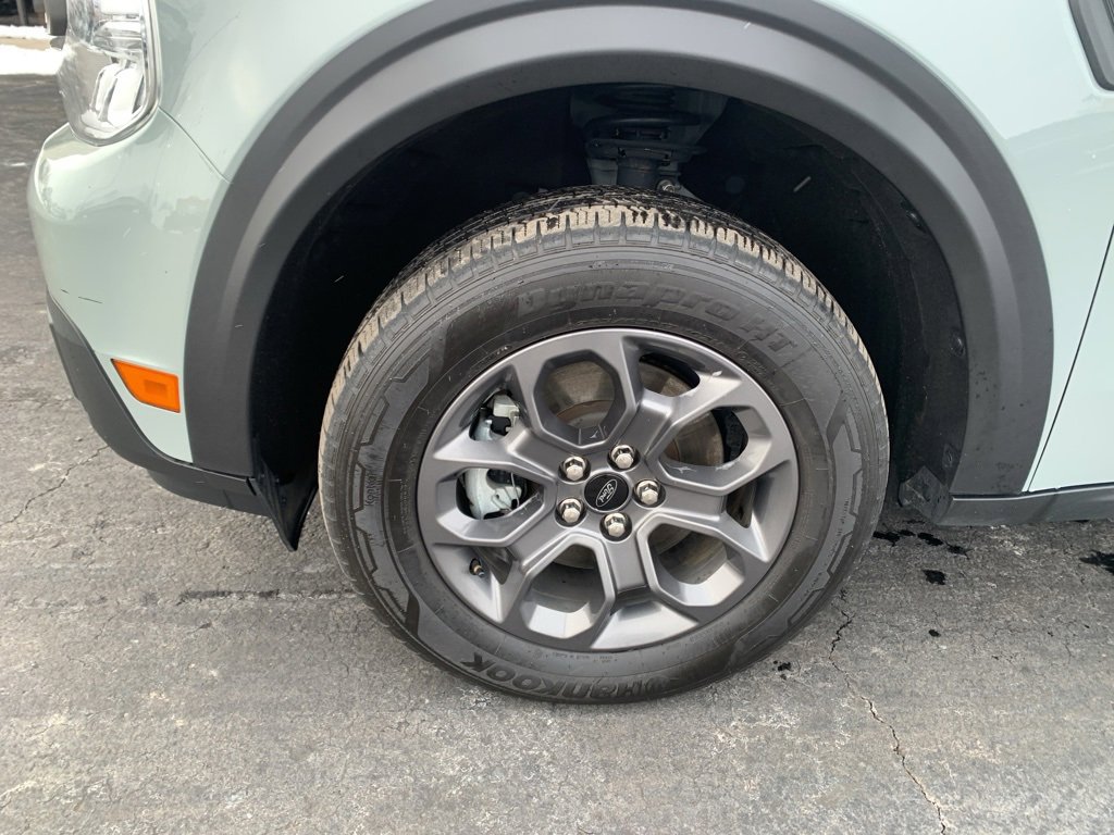 Used 2022 Ford Maverick XLT image 11