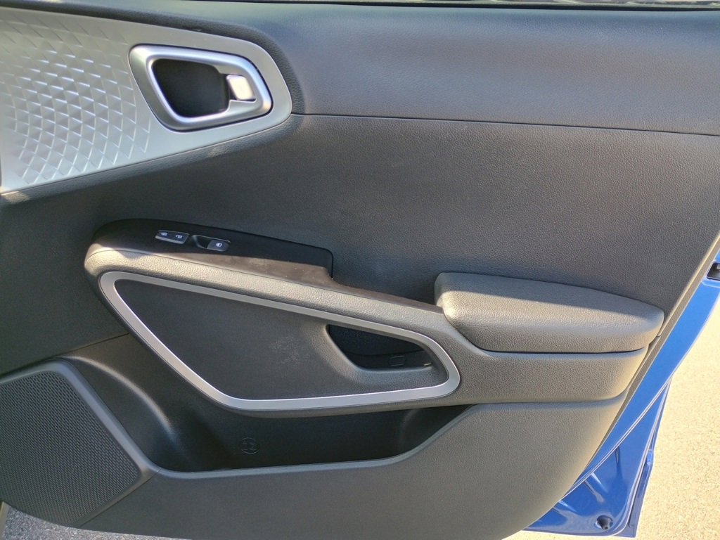 Used 2022 Kia Soul X-Line image 21