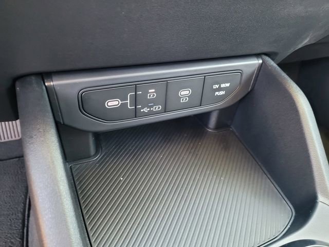 Used 2025 Kia K4 LXS image 16