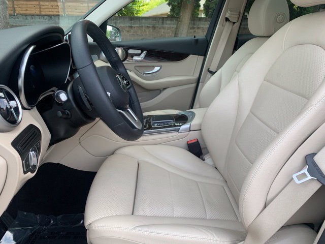 Used 2021 Mercedes-Benz GLC 300 4MATIC image 13